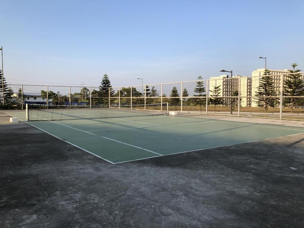 טגאיטאי Smdc Tagaytay Taal Lake Condo Cook Netflix No Balcony No Free Parking מראה חיצוני תמונה